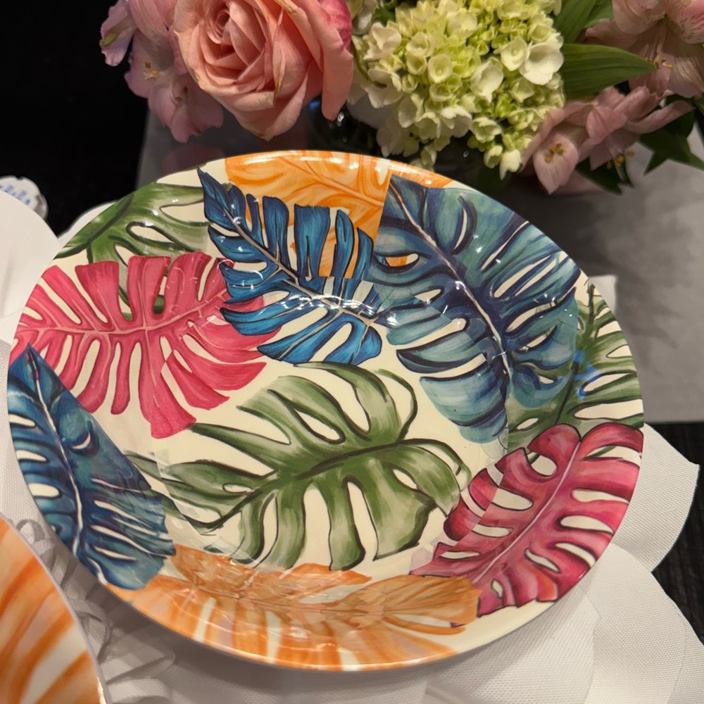 Tropical 8 piece set Melamine Leaf Patterned Dinner Plates & Bowls NWT - Picture 8 of 14
